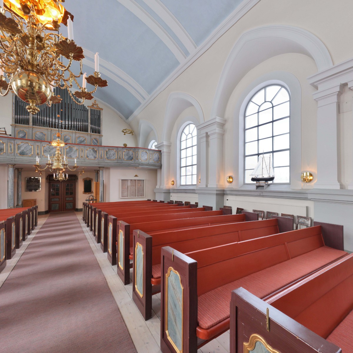 Start, Gudstjnster, Mtesplatser, Musik, Konfirmand, Barn & Skola, Diakoni, Sjukhuskyrkan Vstervla kyrka invigdes 1893, men har betydligt ldre anor. Vstervla kyrka - Vstanfors Vstervla frsamling